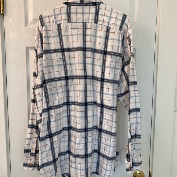 Men’s Button down shirt - Picture 2 of 4